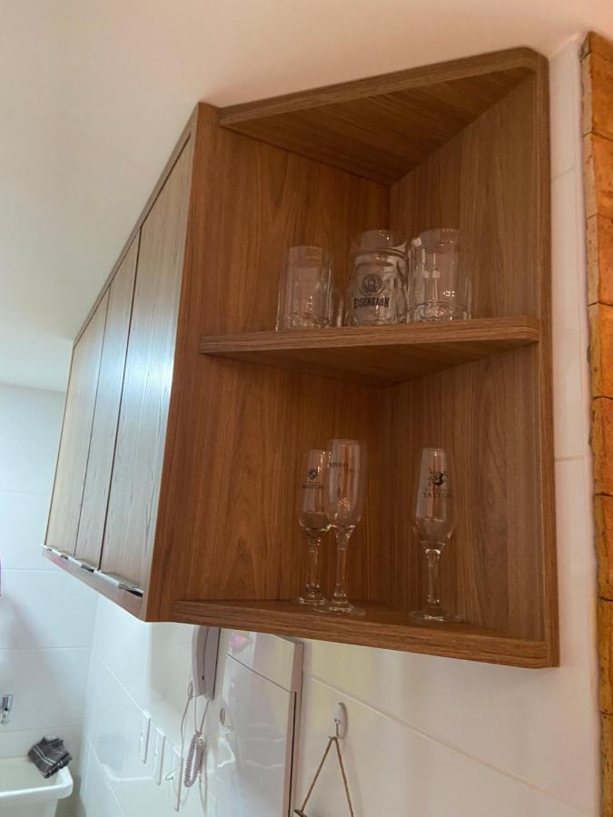 Flat Em Guarajuba Com Excelente Estrutura Apartment Luaran gambar