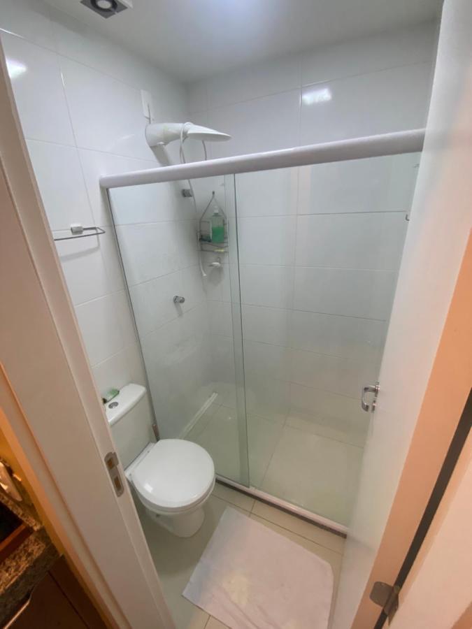 Flat Em Guarajuba Com Excelente Estrutura Apartment Luaran gambar