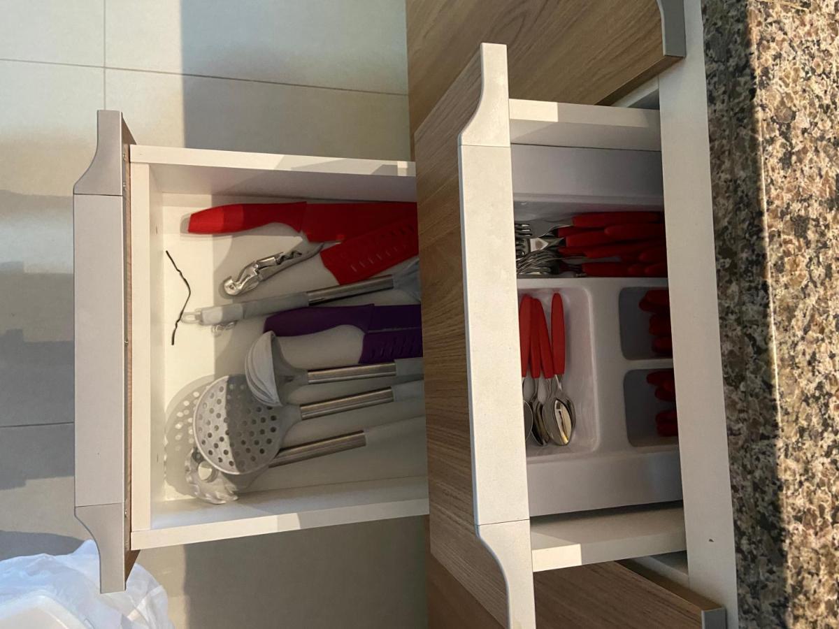 Flat Em Guarajuba Com Excelente Estrutura Apartment Luaran gambar