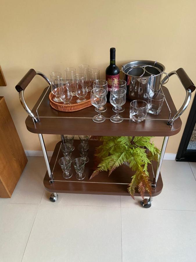 Flat Em Guarajuba Com Excelente Estrutura Apartment Luaran gambar