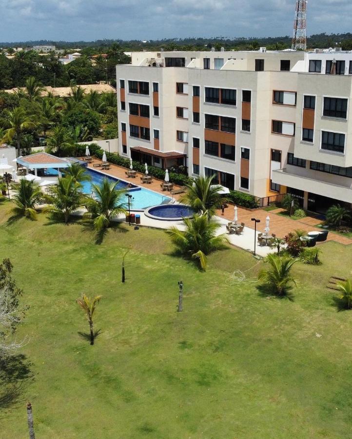 Flat Em Guarajuba Com Excelente Estrutura Apartment Luaran gambar