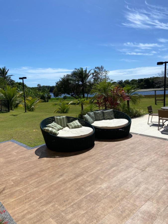 Flat Em Guarajuba Com Excelente Estrutura Apartment Luaran gambar